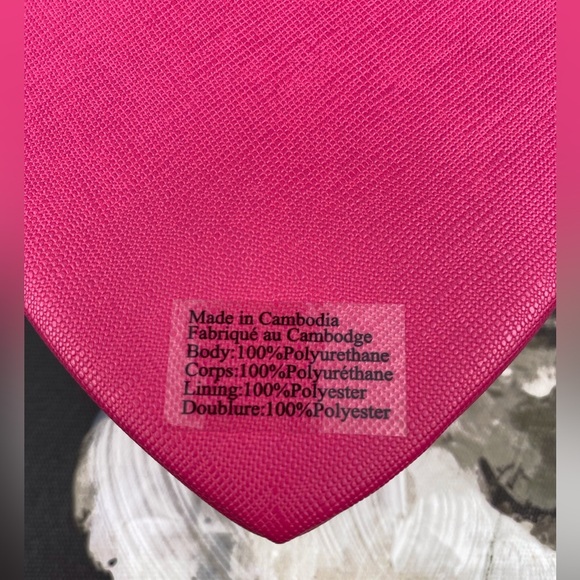 NWT Kendra Scott Heart Jewelry Case in Dark Pink. - Picture 6 of 12